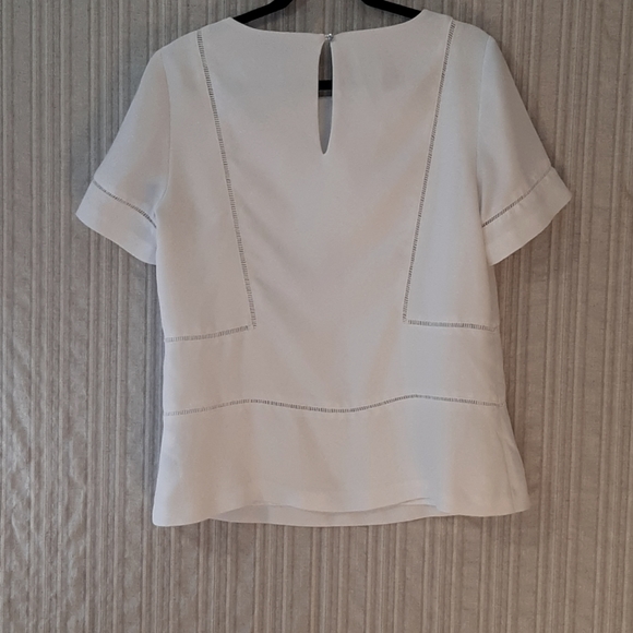 White Banana Republic blouse size M - Picture 4 of 5